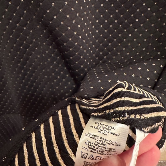 Ann Taylor NWT short sleeved black polka dot dress. Size 10 Petite. - Picture 5 of 6